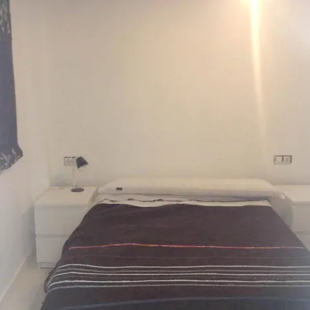 With One Bedroom In With Wifi 500 M From The Beach *