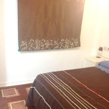With One Bedroom In With Wifi 500 M From The Beach * Santander