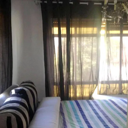 With One Bedroom In With Wifi 500 M From The Beach Lägenhet *