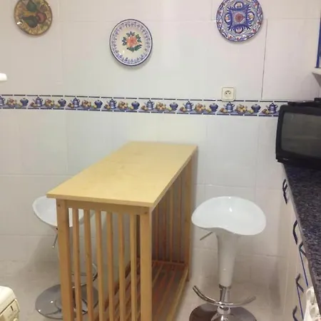 With One Bedroom In With Wifi 500 M From The Beach Lägenhet Santander